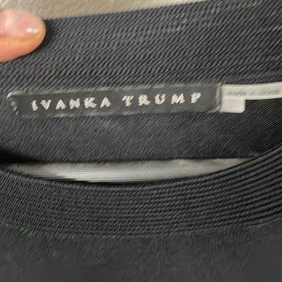 Ivanka Trump short sleeve black sweater size small - Picture 3 of 4